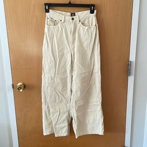 URBAN OUTFITTERS CORDUROY PANTS